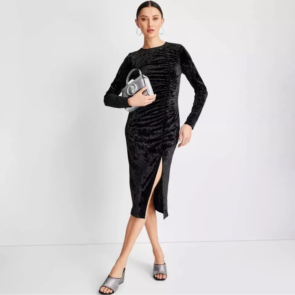Future Collective Women’s L Black Velvet Ruched Open‎ Back A-line Dress